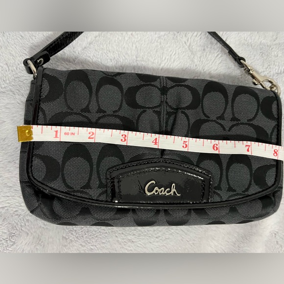 Coach monogram wristlet - Picture 3 of 6